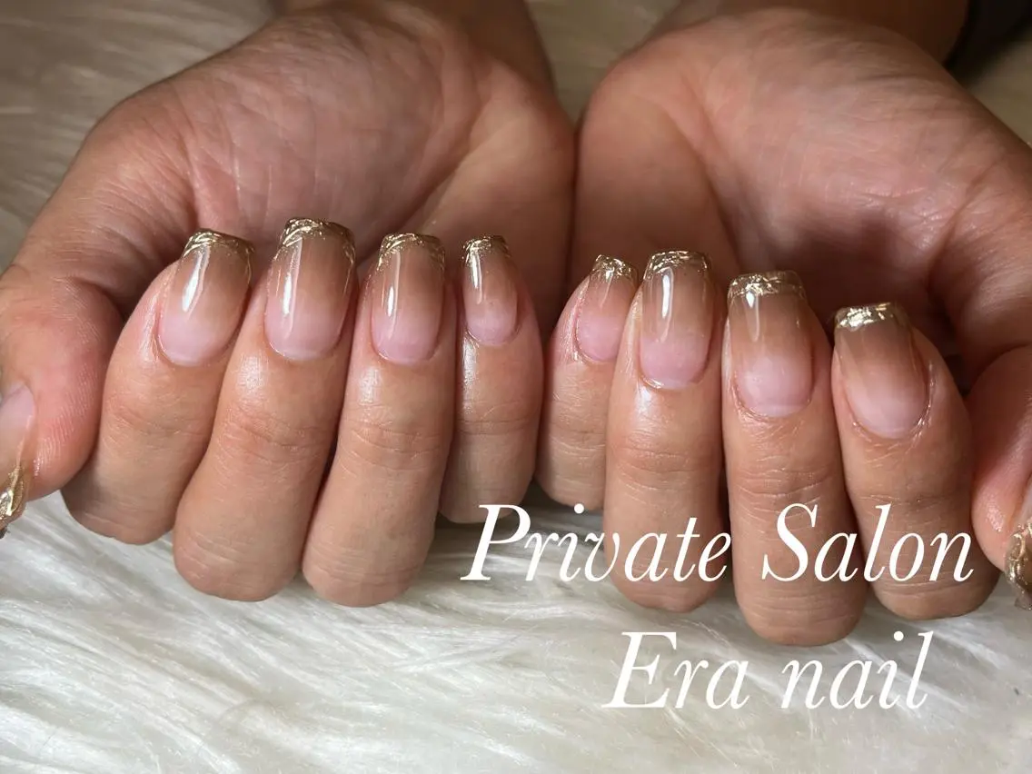 ネイル グラデーション ミラーネイル Era nailのネイルデザイン