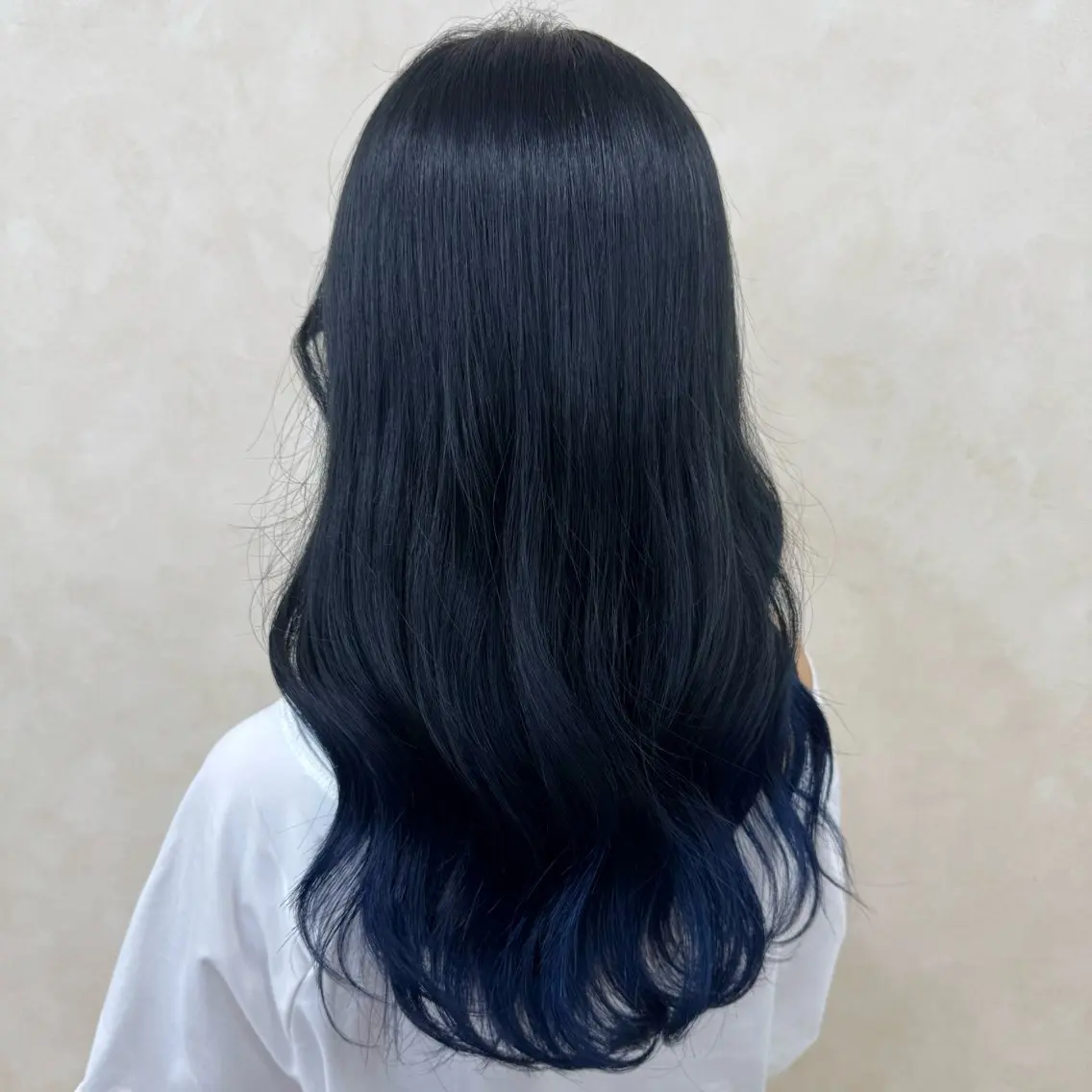 カラー ヘアカラー トリートメント ヘッドスパ 透明感/低ダメージ インナー🩵角田紗雪のヘアスタイル