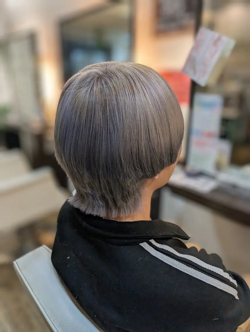 カラー アッシュ ダブルカラー マユミ マユミのヘアスタイル
