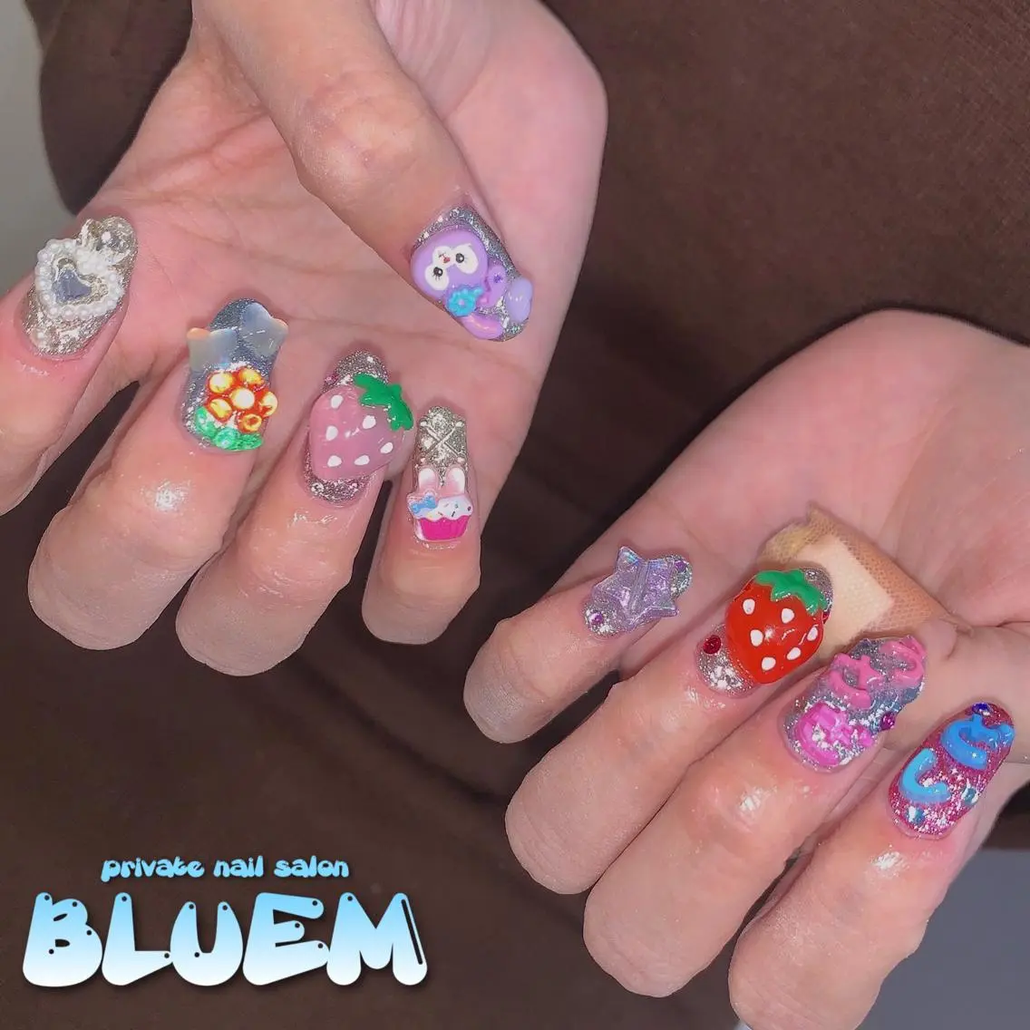 ネイル 持ち込み ハンドネイル BLUEM なな🐶のネイルデザイン
