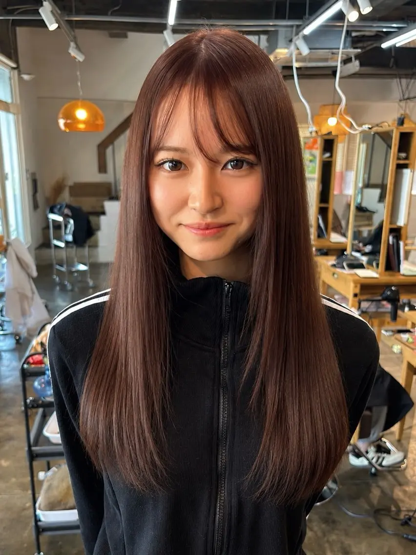 ロング 日比野 紅杏のヘアスタイル