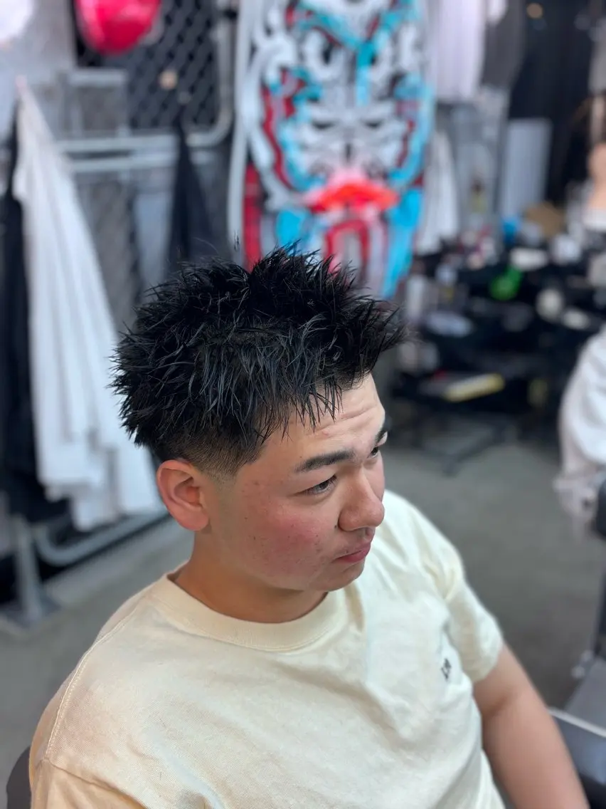 スパイキーショートの写真