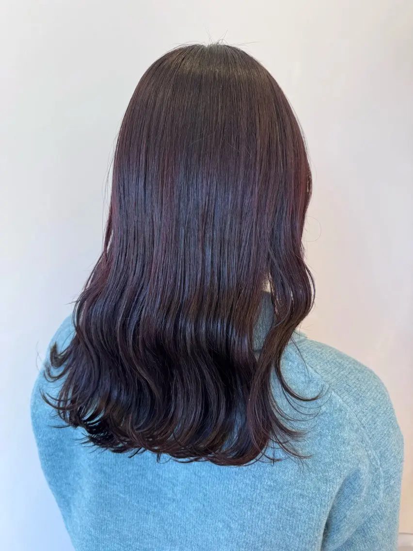 ミディアム カット ヘアカラー ヘッドスパ 秋元 菜摘のヘアスタイル