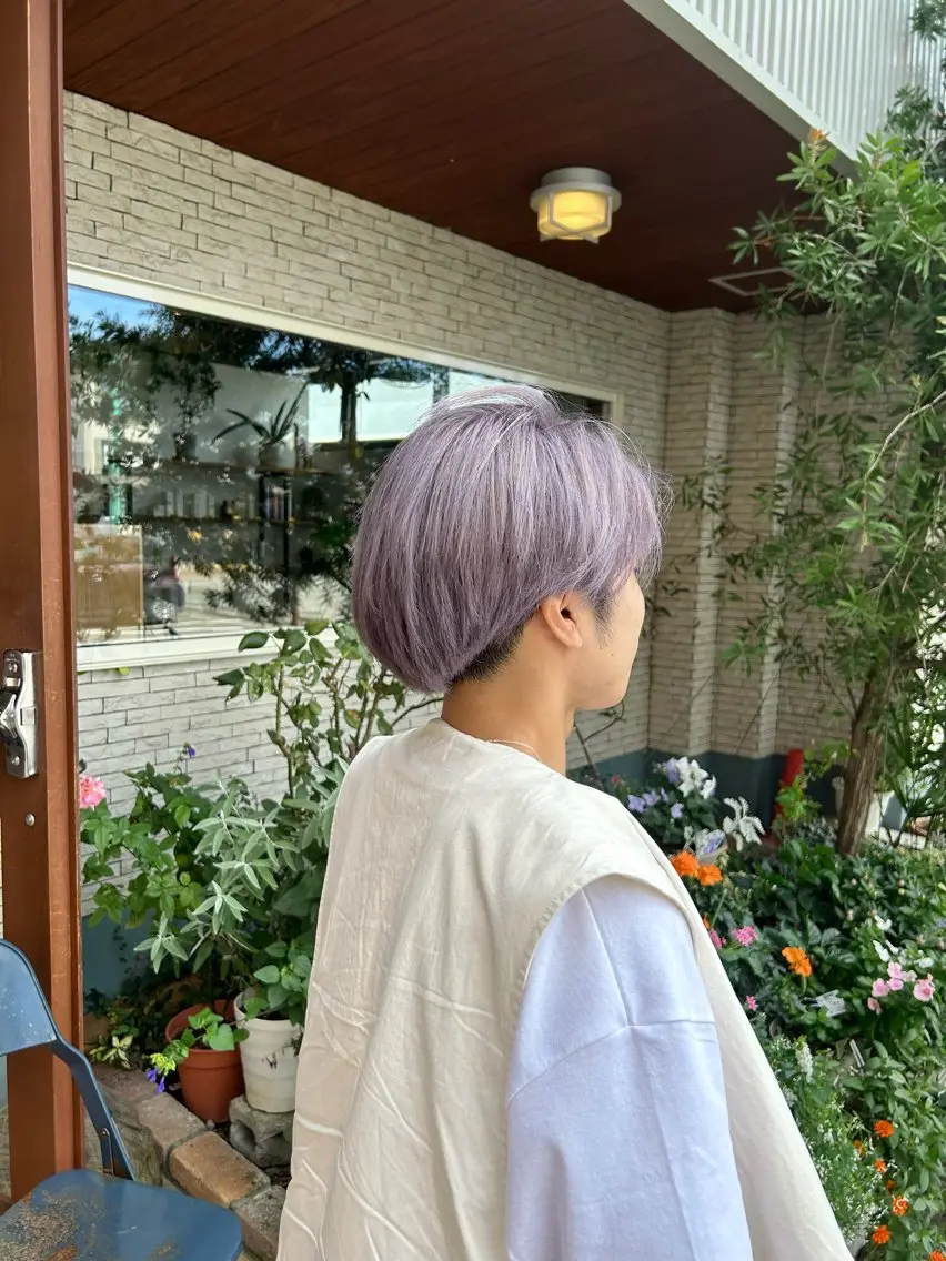 カラー 橋本 愛唯のヘアスタイル