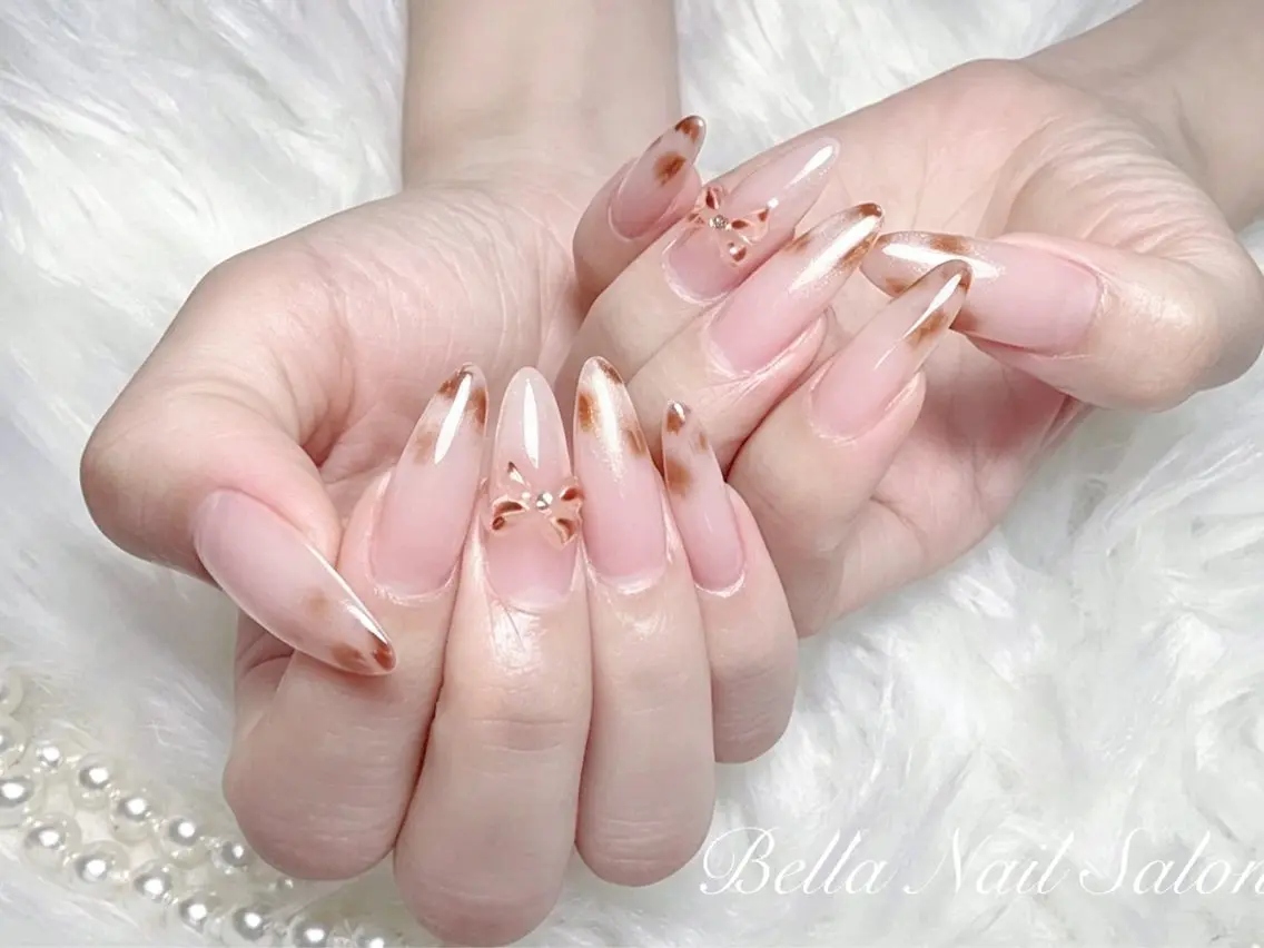 ネイル ハンドネイル Bella Nail Salonパラジェルのネイルデザイン