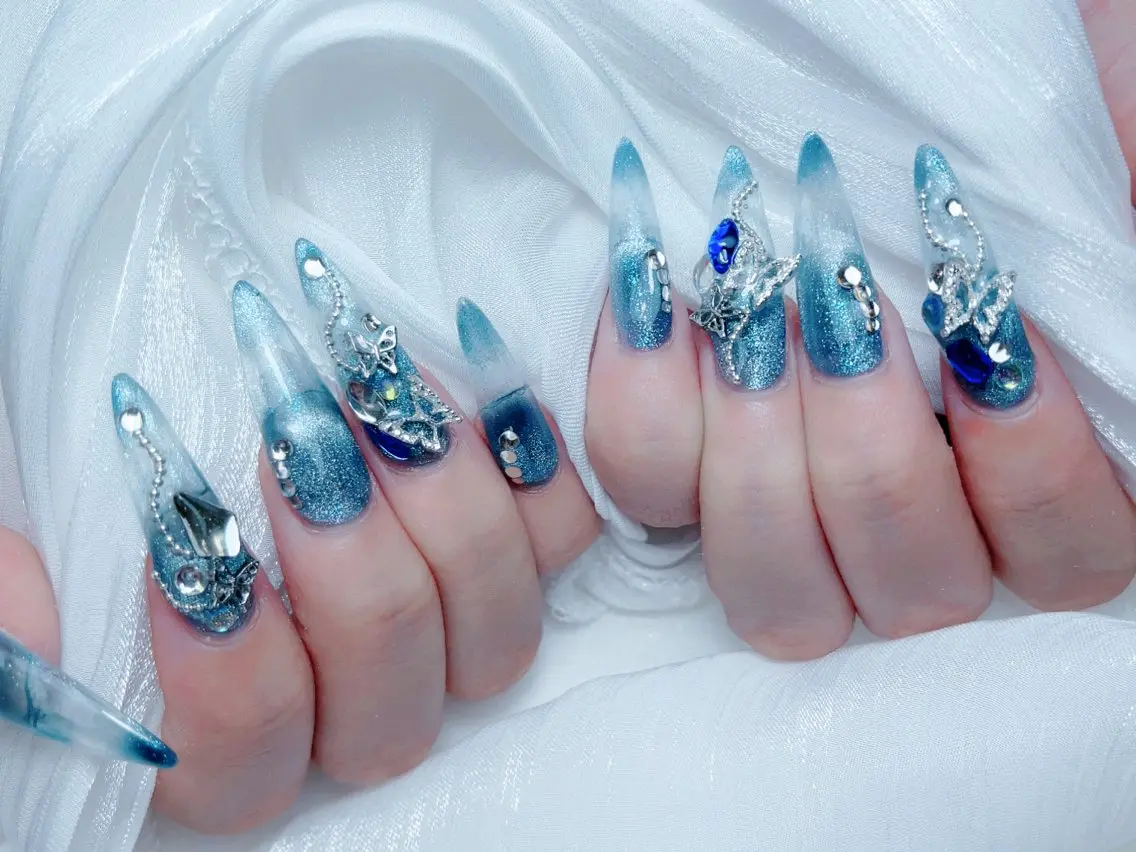 ネイル ハンドネイル M🌷nail 長さだし専門店のネイルデザイン