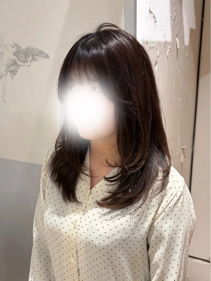 ロング レイヤーカット efesto ウミのヘアスタイル