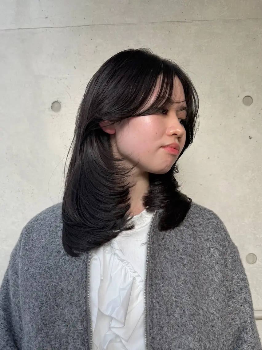 セミロング レイヤーカット カット ヘアカラー トリートメント 上品な大人レイヤー 🍀渋谷🍀濱口敬太のヘアスタイル