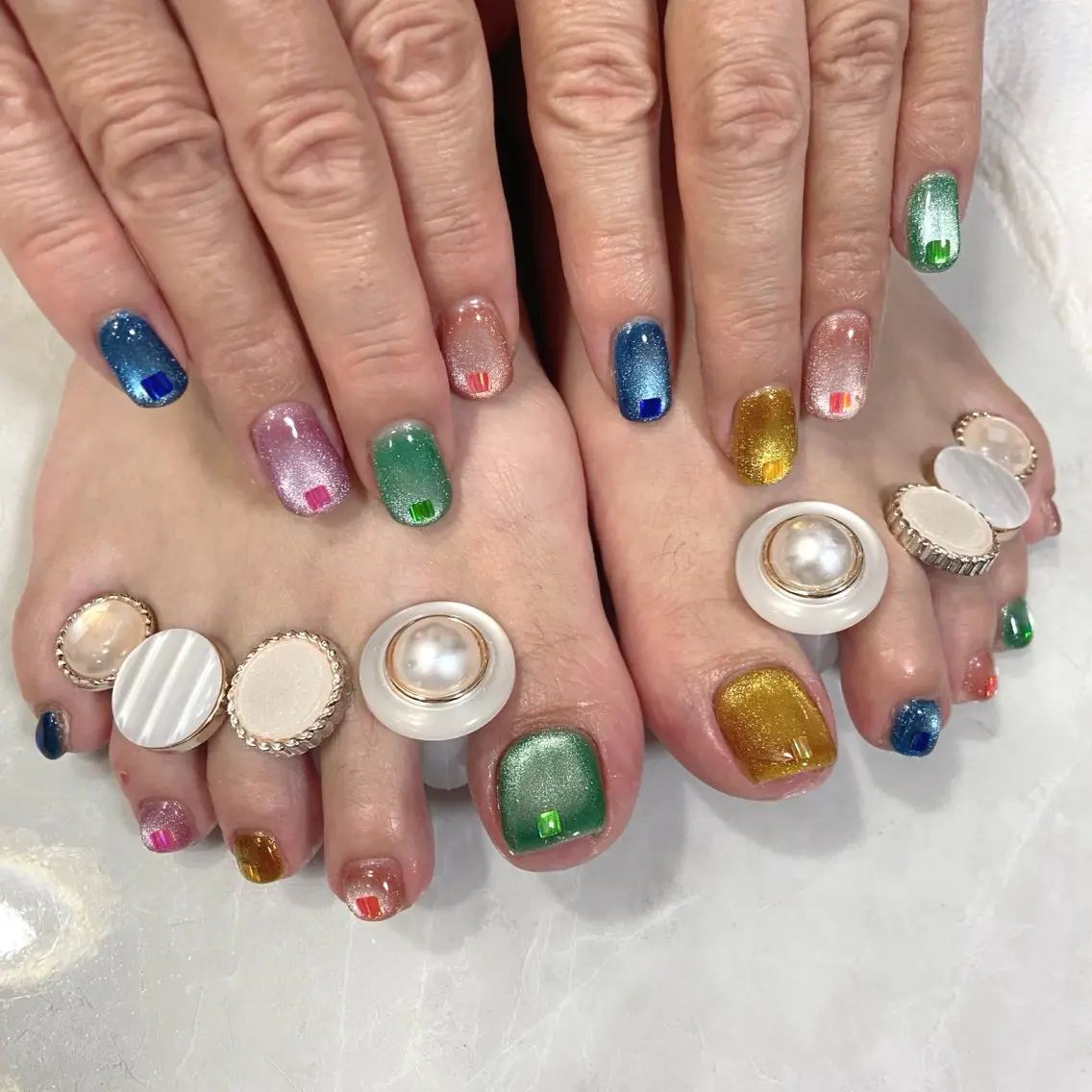 ネイル マグネットネイル nail salon MARuのネイルデザイン