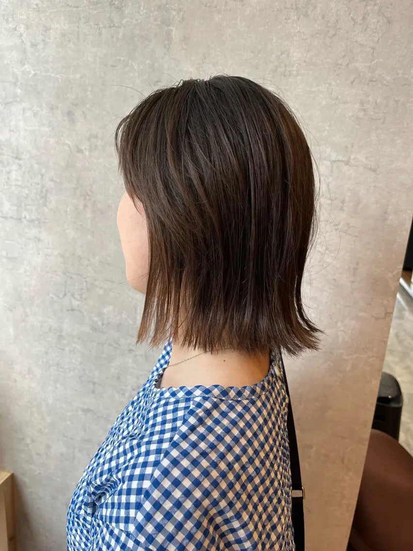 ミディアム 顔まわりレイヤー レイヤーカット Nanami 〜mau〜のヘアスタイル