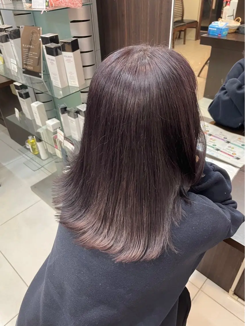 ミディアム カット ヘアカラー 🍒 Rinoa🍒のヘアスタイル