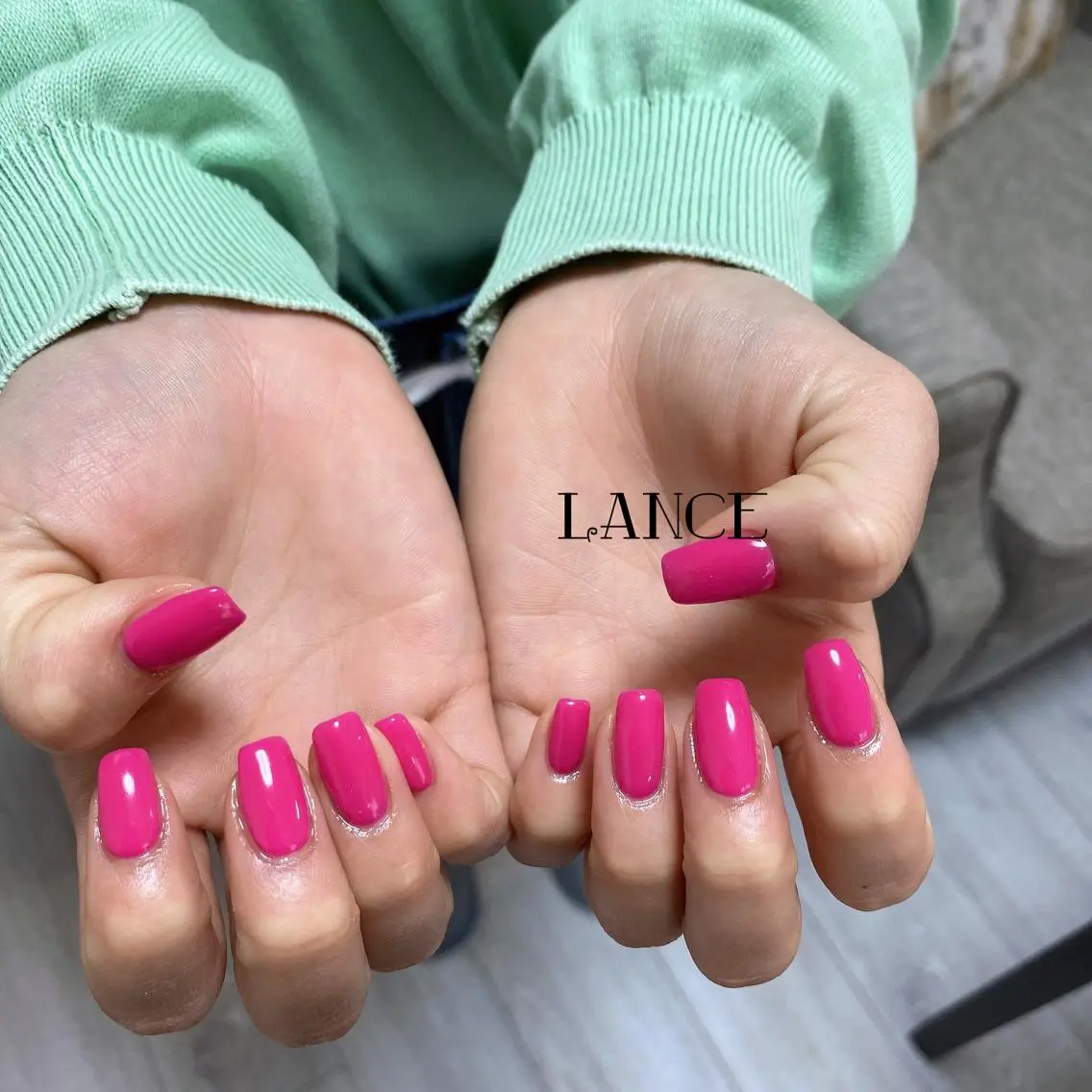ミディアム ハンドネイル Lance nailのネイルデザイン