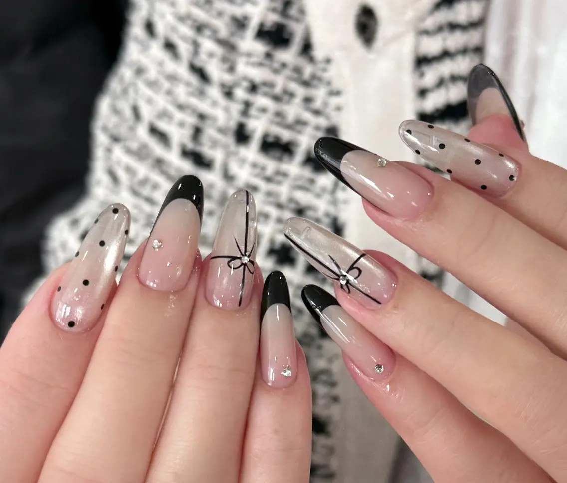 ネイル ハンドネイル 🎀 UU_nailのネイルデザイン