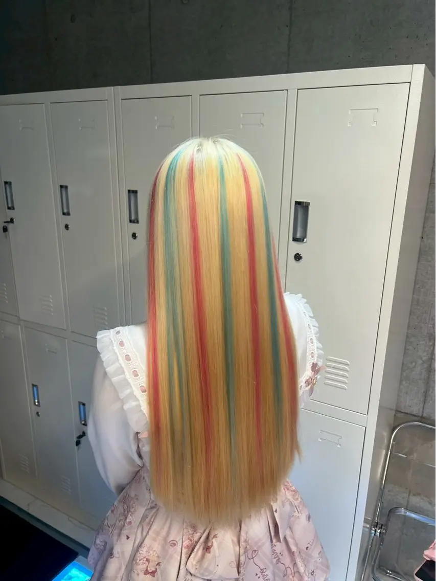カラー 🌈推し活ハイトーン 🩵荒川結星のヘアスタイル