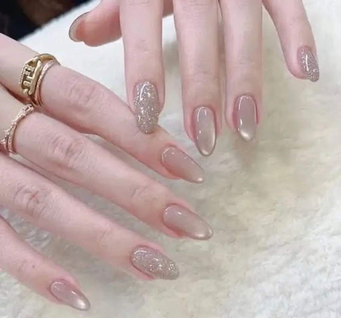 ネイル オフィスネイル ハンドネイル Gold Nail 千葉/風香のネイルデザイン