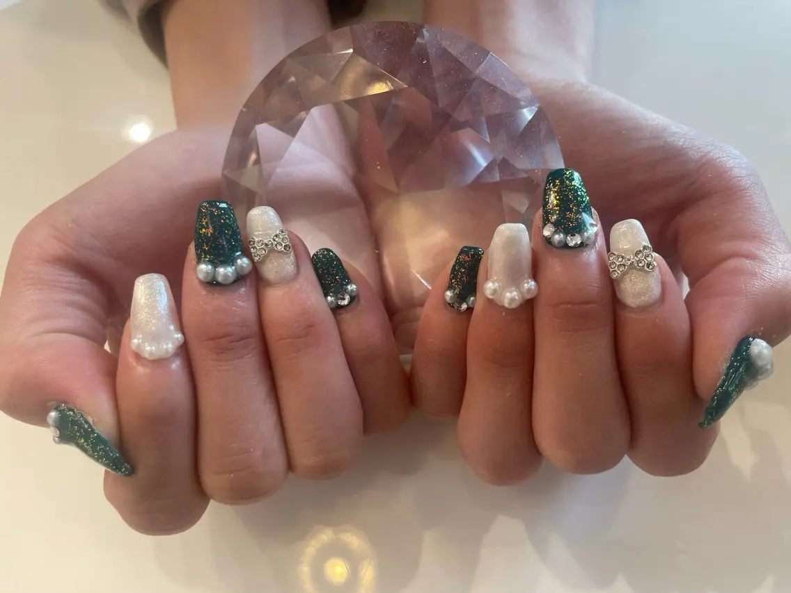 ネイル ♡ビジュール♡ NAIL &まつ毛のマツエク・マツパデザイン