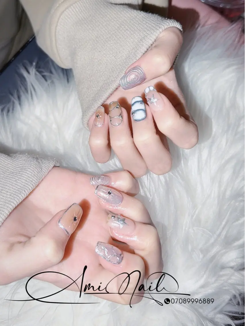 ネイル Ami Nailsのネイルデザイン