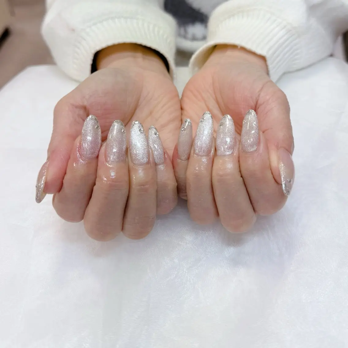 ネイル フレンチネイル ガラスフレンチ キラキラネイル マグネットネイル maruyasu. yのネイルデザイン
