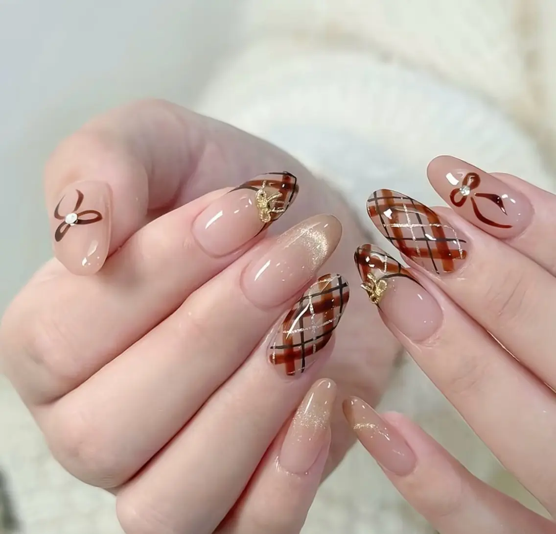 ネイル 長さ出し フットネイル ジェルネイル 韓国ネイル マグネットネイル YMT NailStudioのネイルデザイン