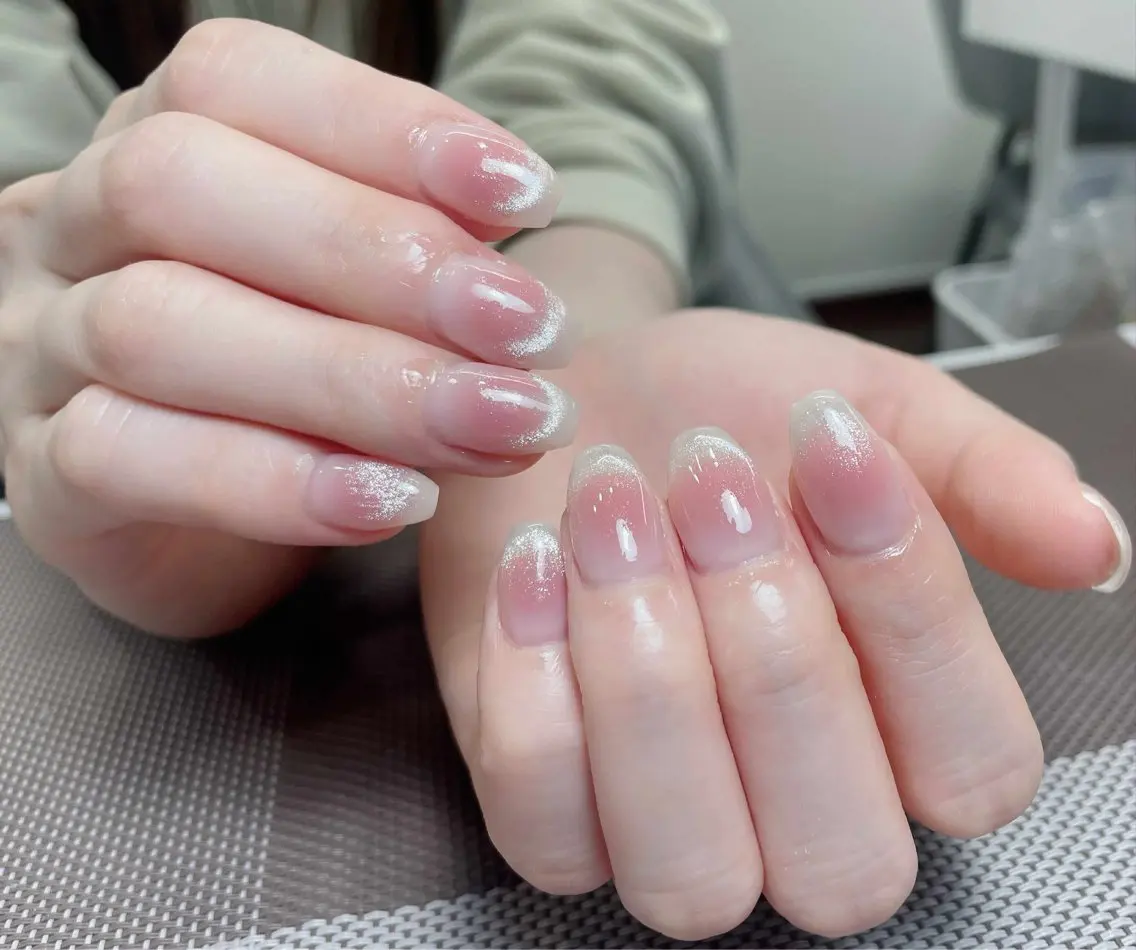 ネイル ジェルネイル グラデーション 韓国ネイル マグネットネイル オフィスネイル 中野駅から2分 MEO NAILのネイルデザイン