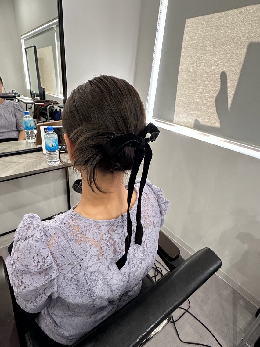 セミロング ヘアアレンジ ヘアセット 🌈髪質改善🌈 過去の1艶サラ体験✨のヘアスタイル