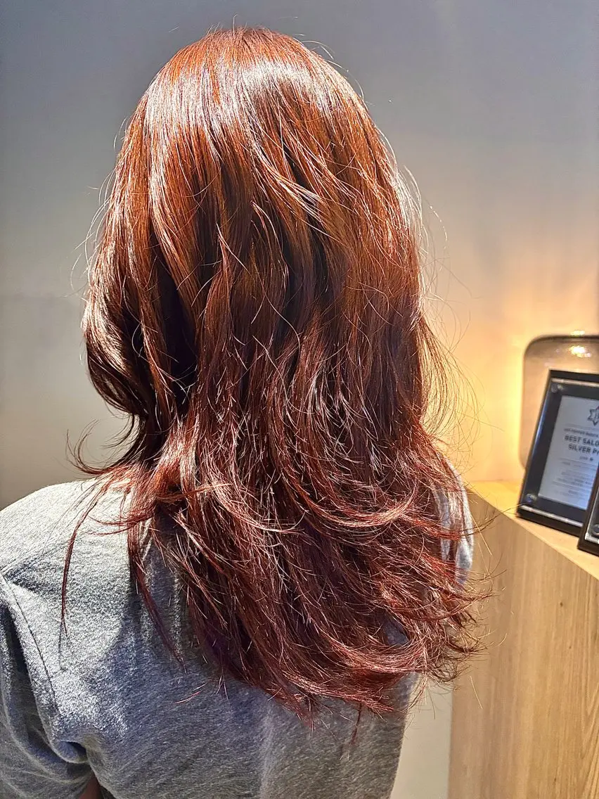 カラー 竹林 詩織のヘアスタイル