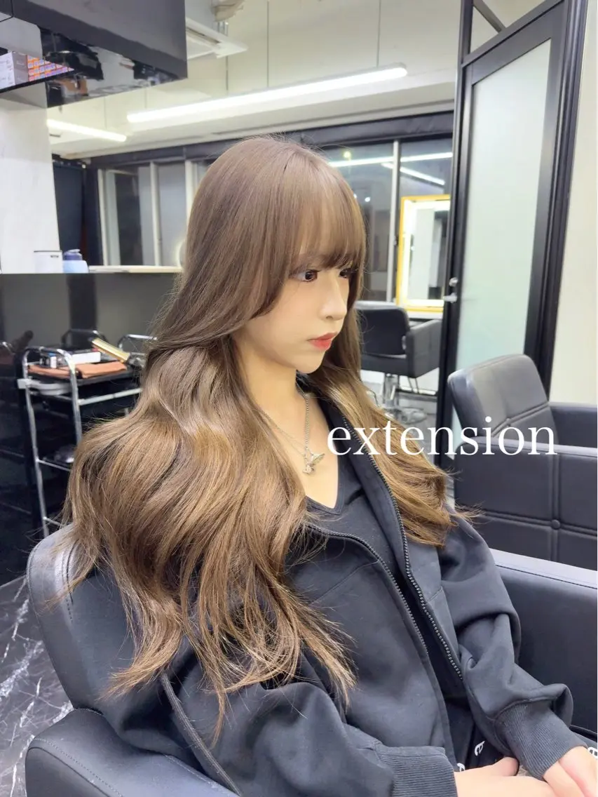 ロング カラー ヘアカラー エクステ エクステ🩵ブリーチ 韓国ヘア🩵KAEのヘアスタイル