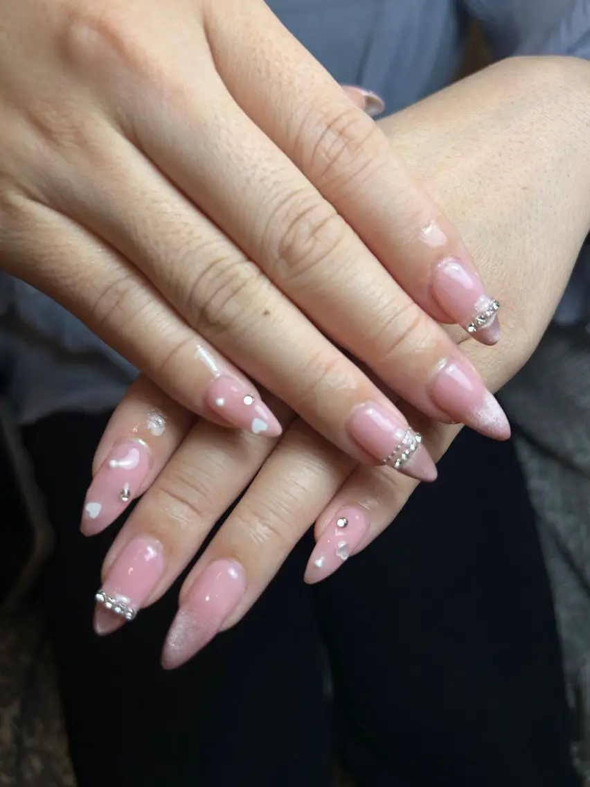 ネイル D.d nail Shiori🌼🌈のネイルデザイン