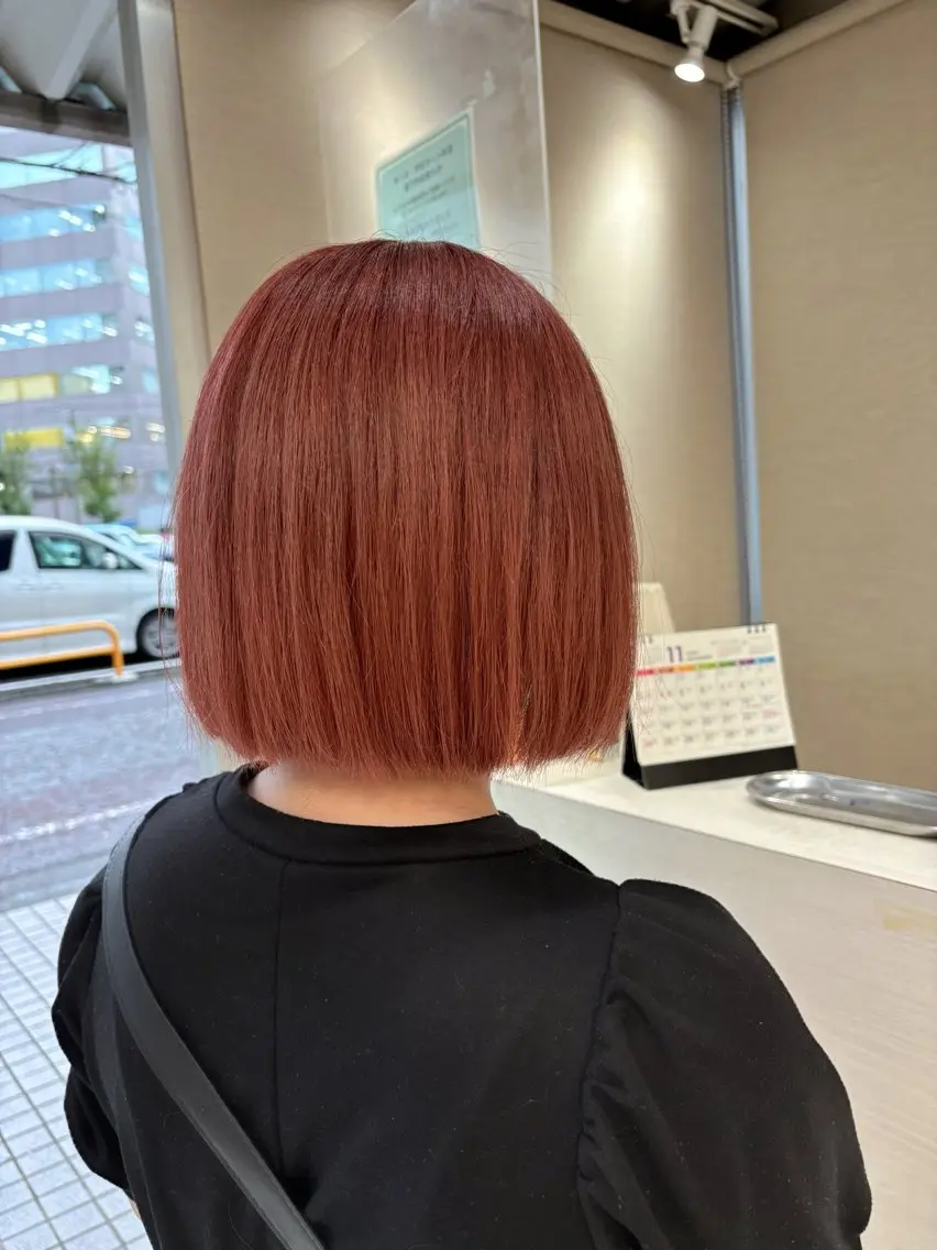 ショート カラー 丸山 萌愛のヘアスタイル