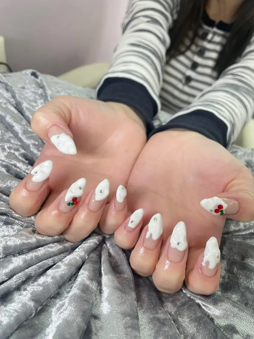 ネイル ハンドネイル Mumu眉毛,ネイル モデル募集中🪄のネイルデザイン