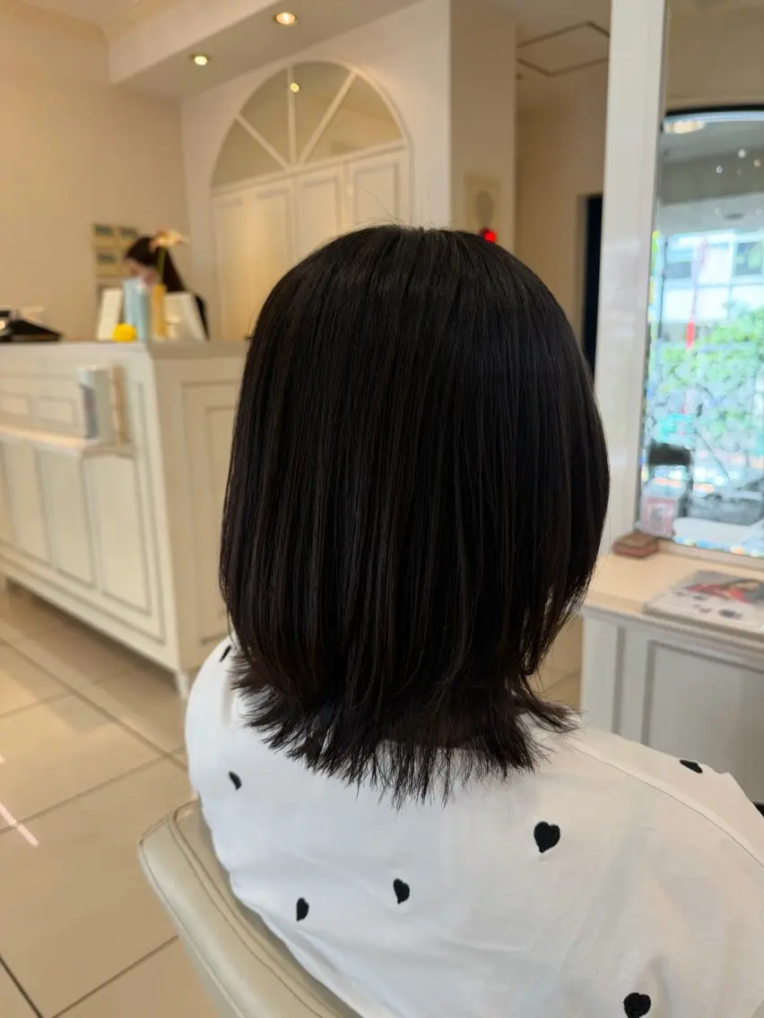 ミディアム ツヤ重視 ワンカラー🫧Mioのヘアスタイル