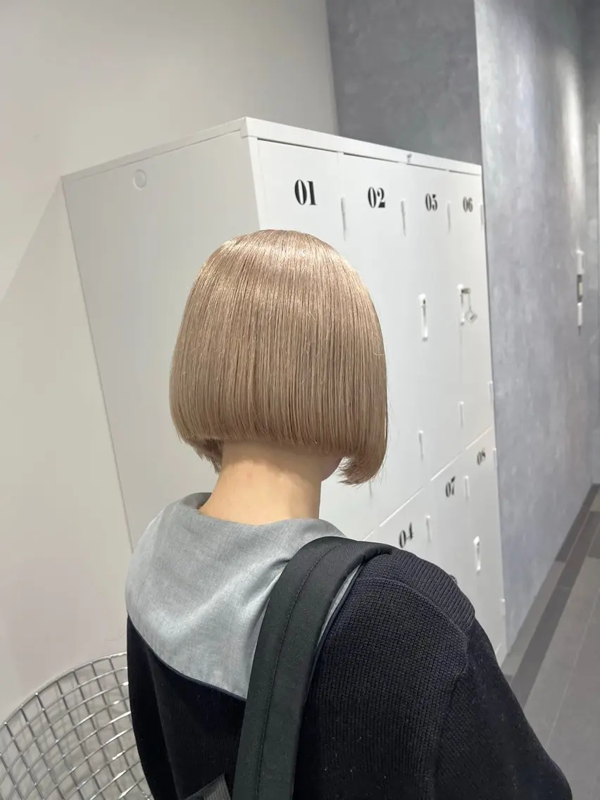 カラー SALOWIN栄 高須大貴のヘアスタイル