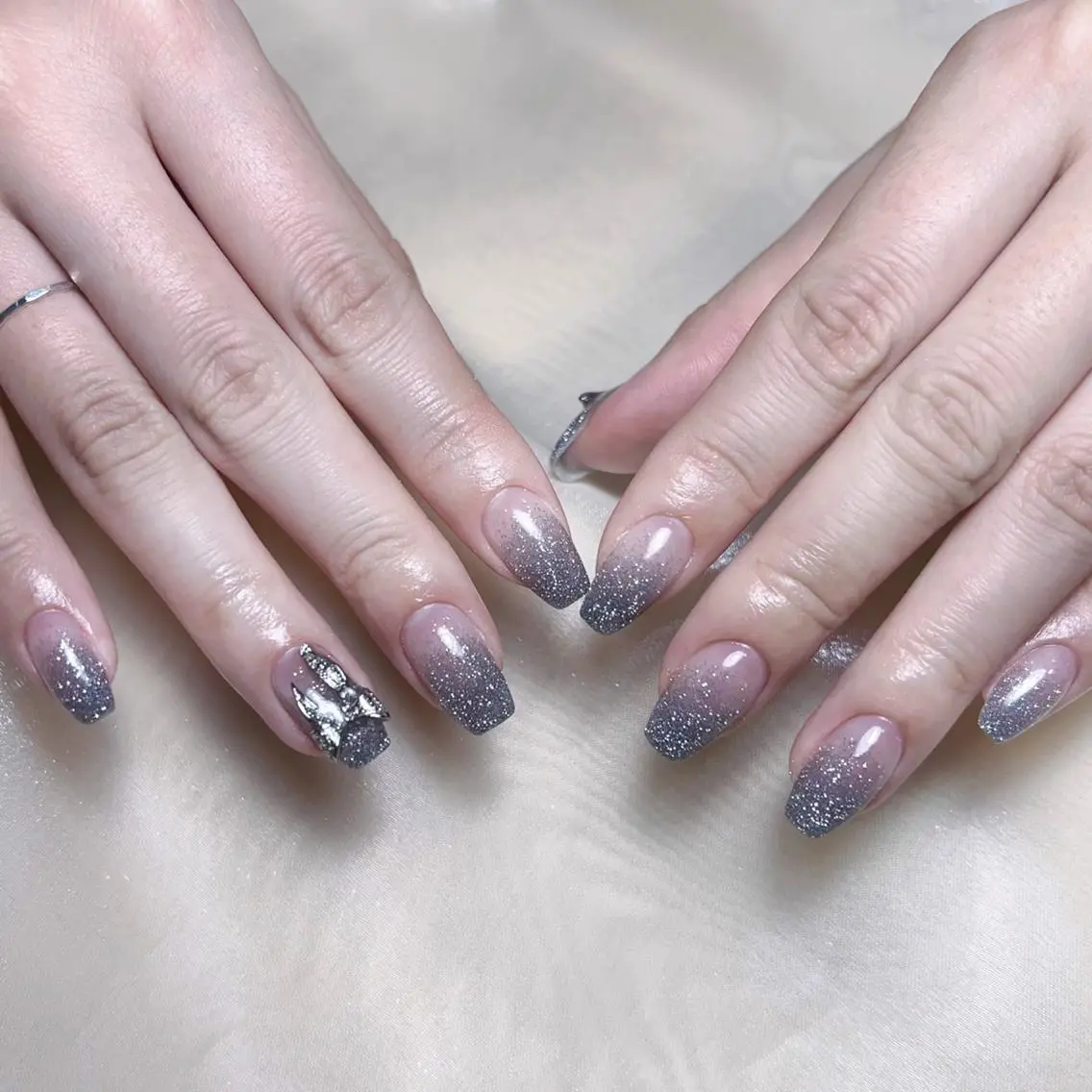 ネイル ハンドネイル NAILサロン 木にいるのネイルデザイン