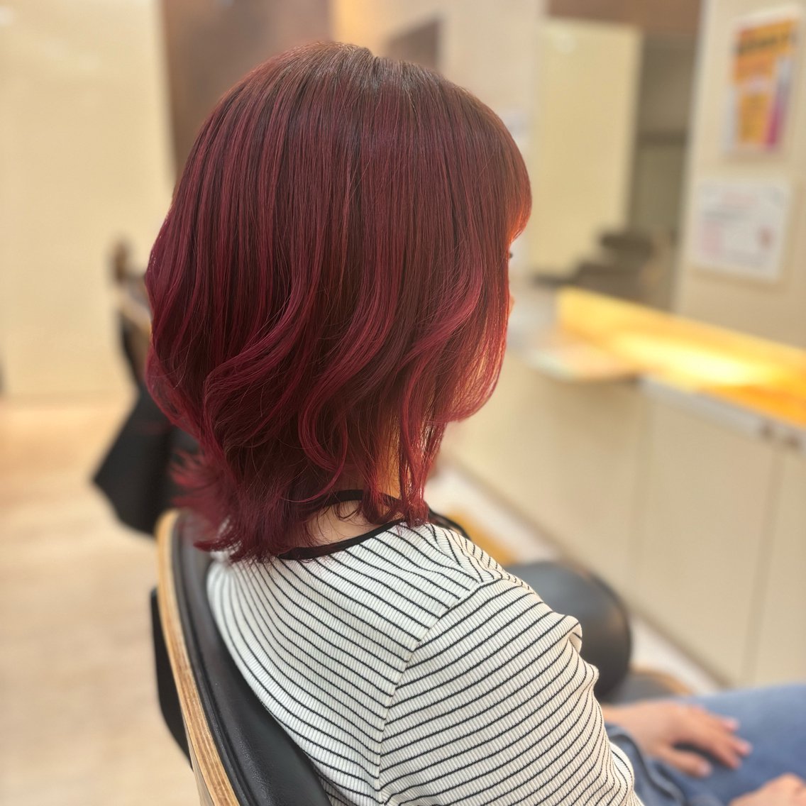ミディアム カット ヘアカラー 沖野 愛恵のヘアスタイル