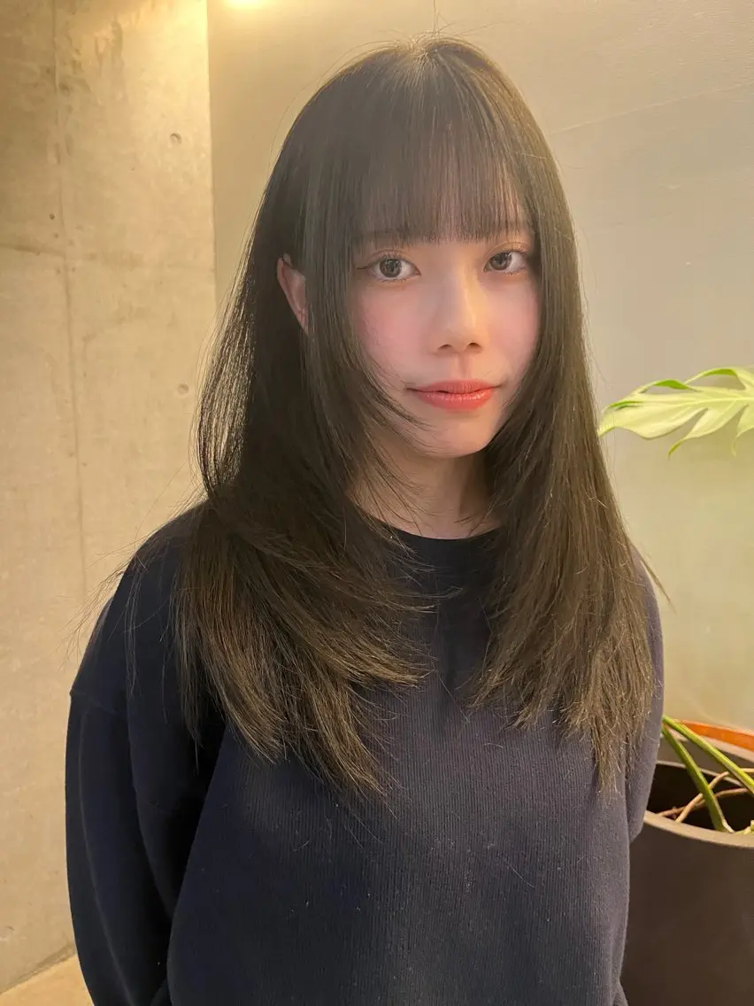 ミディアム アッシュ 顔まわりレイヤー ハッシュカット 韓国風ヘア レイヤーカット カット ヘアカラー レイヤーカット\ウル フ　chinatsuのヘアスタイル