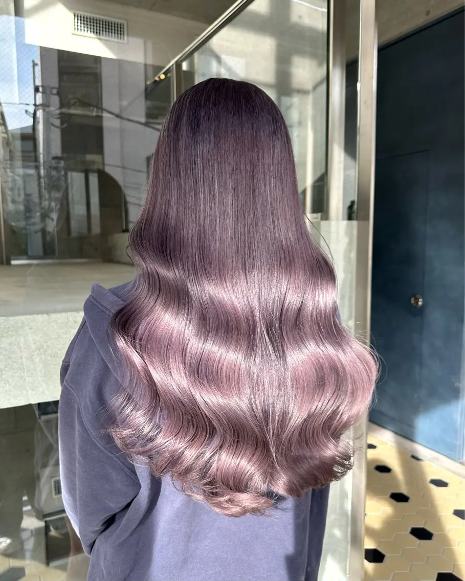 カラー RINA .のヘアスタイル