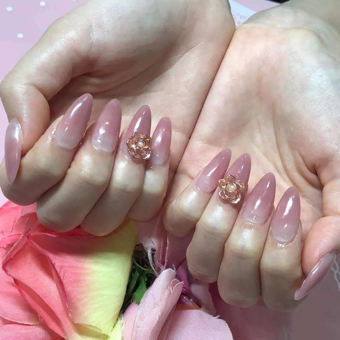 セミロング ネイル ハンドネイル 《LB》ラブリエ Nail&eyeのマツエク・マツパデザイン