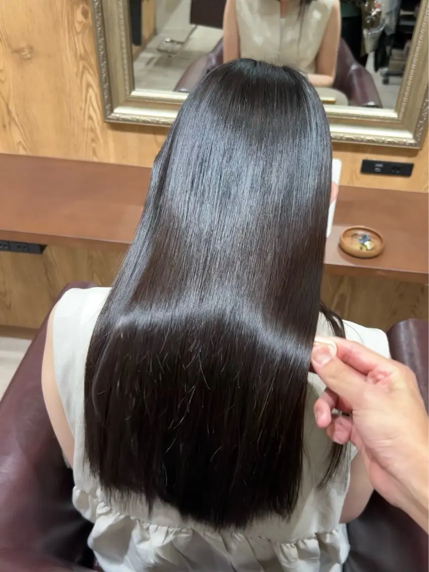 ロング カット 縮毛矯正 鈴木 悠孝のヘアスタイル