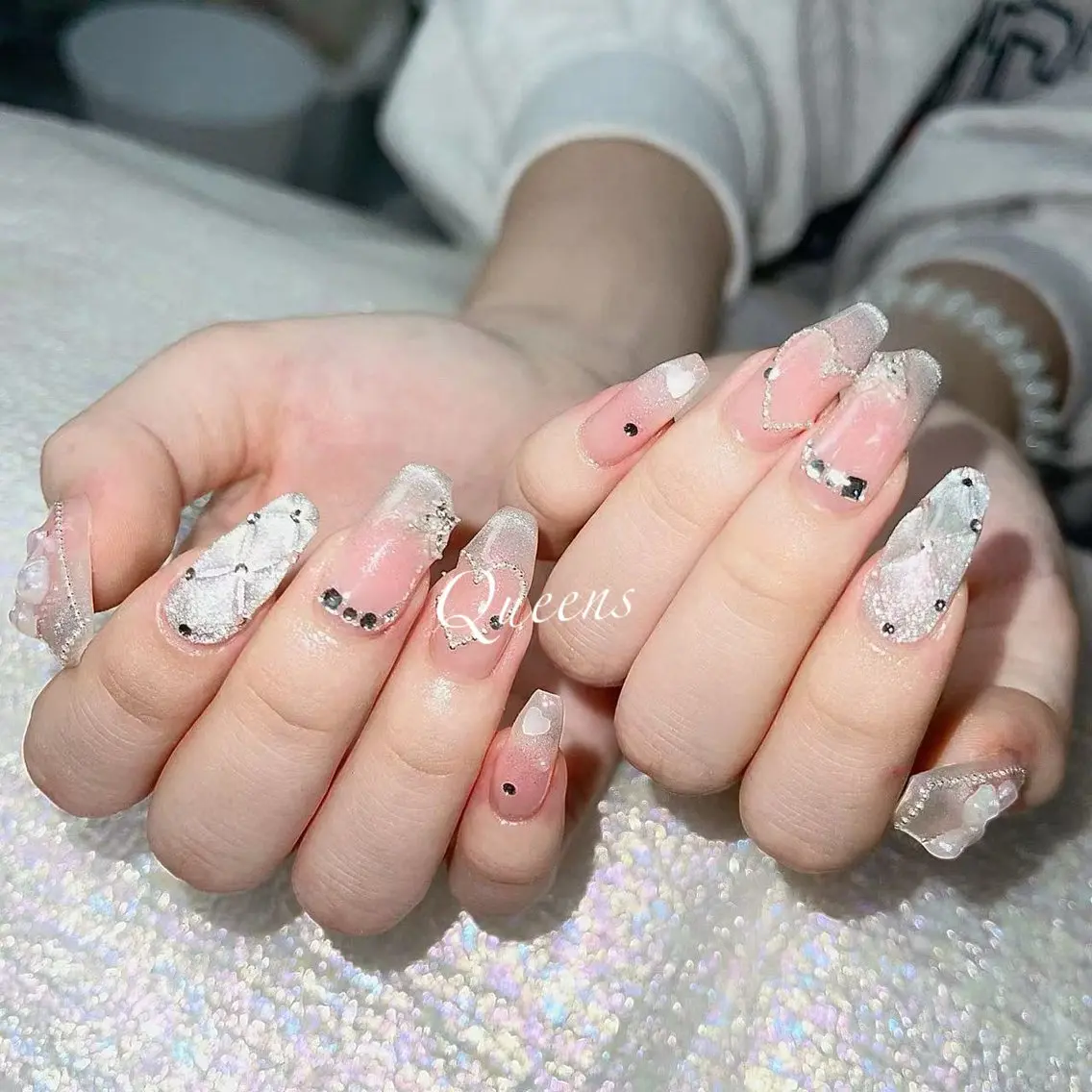 ネイル ハンドネイル Queens マオのネイルデザイン