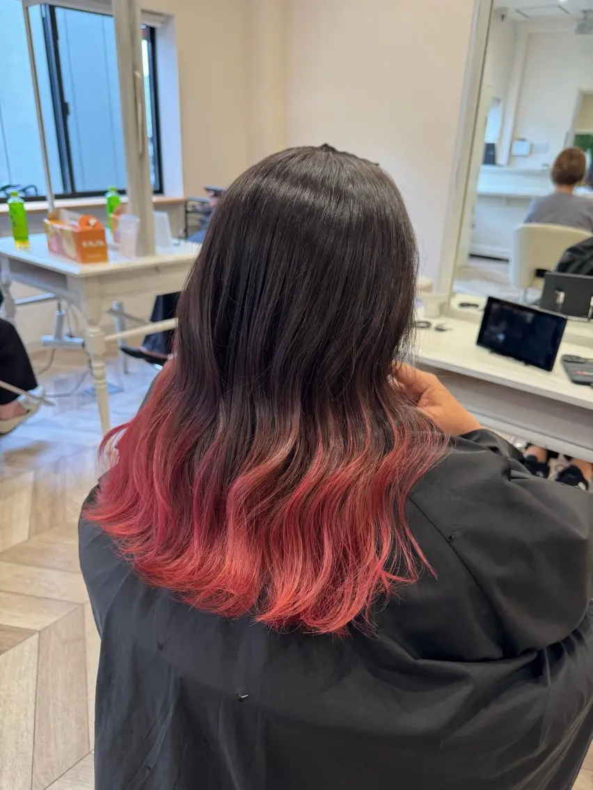 セミロング カラー ヘアアレンジ カット ヘアカラー トリートメント 佐々木  まゆかのヘアスタイル