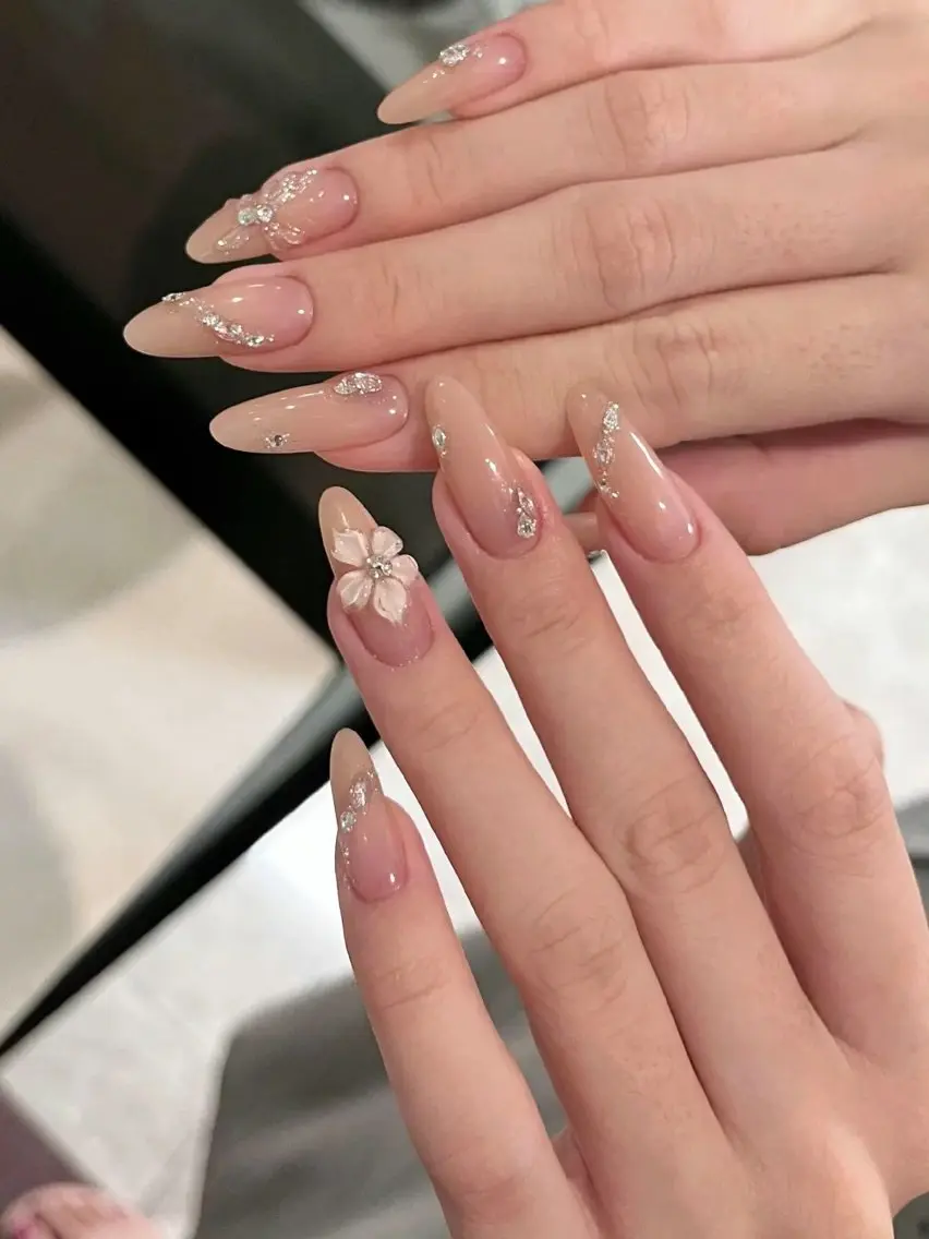 ネイル シンプルネイル ハンドネイル TINA NAILのネイルデザイン