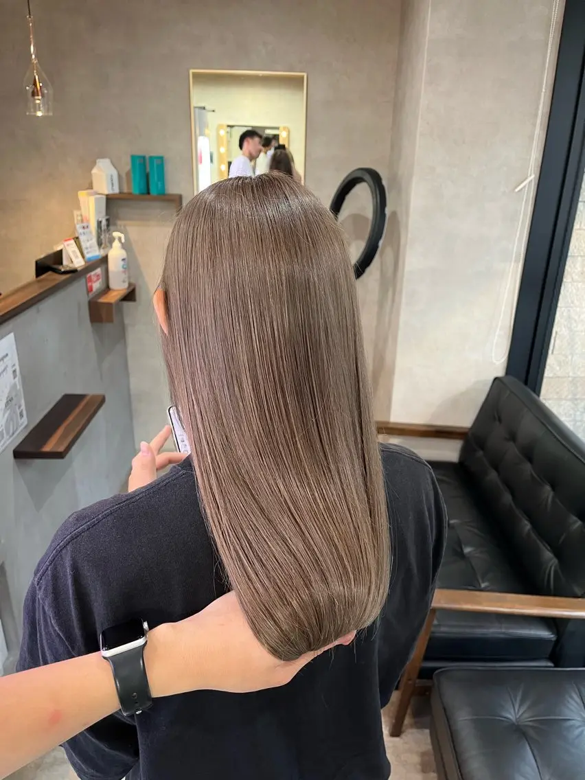 ロング ヘアカラー RIENS xrea一樹のヘアスタイル