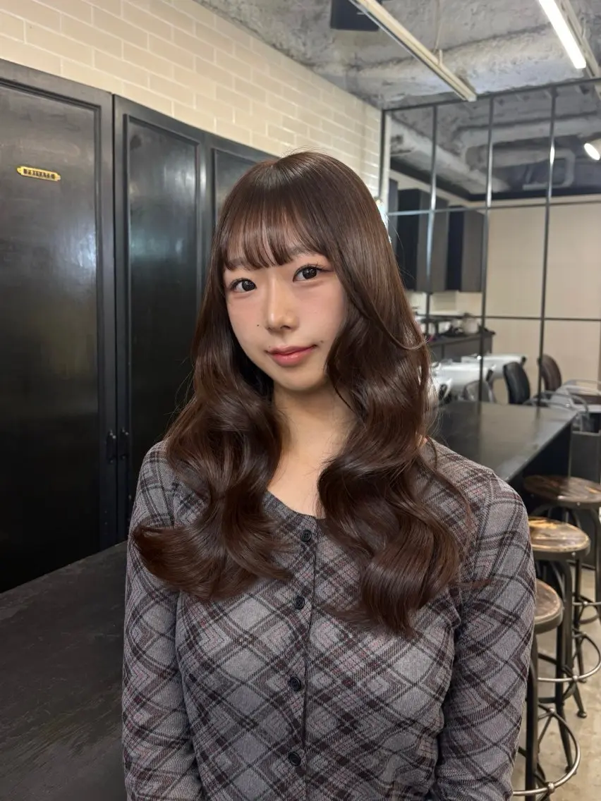 ロング カラー カット ヘアカラー トリートメント オリーブベージュ 🫒🩶Rianaのヘアスタイル