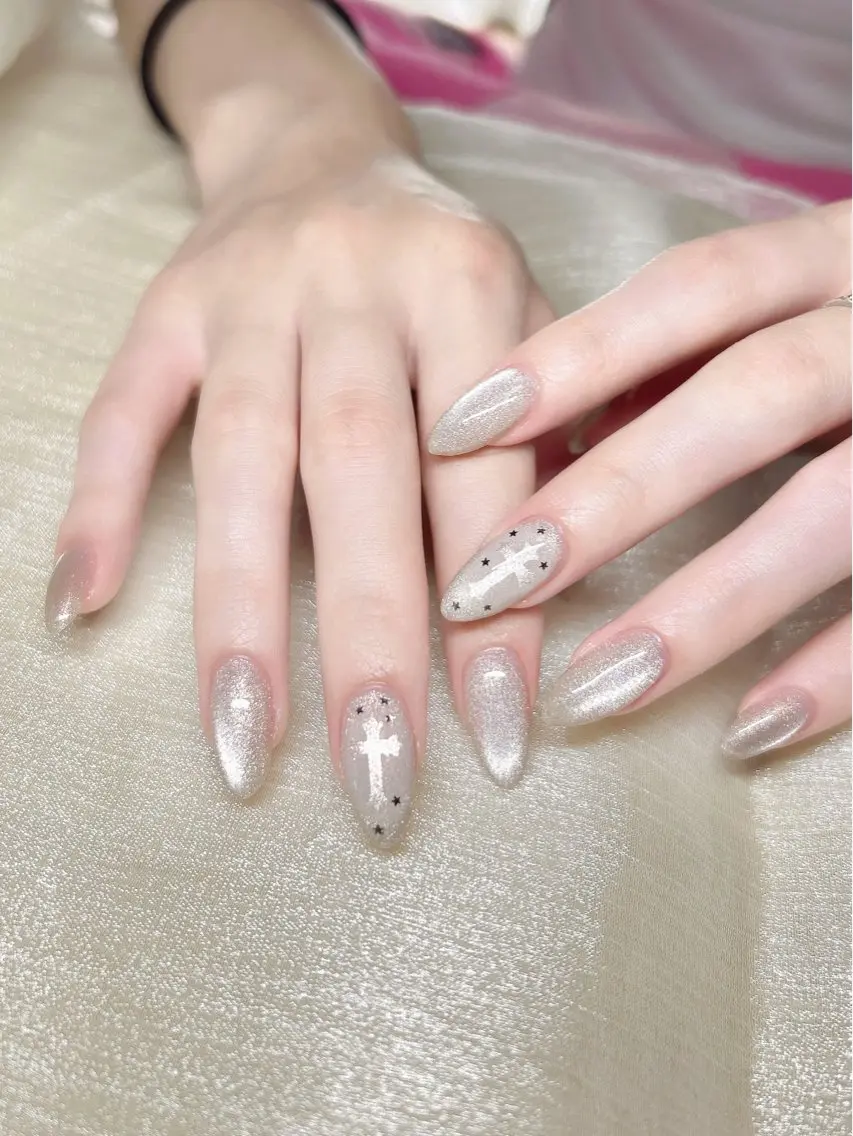 ネイル LUKA NAILのネイルデザイン
