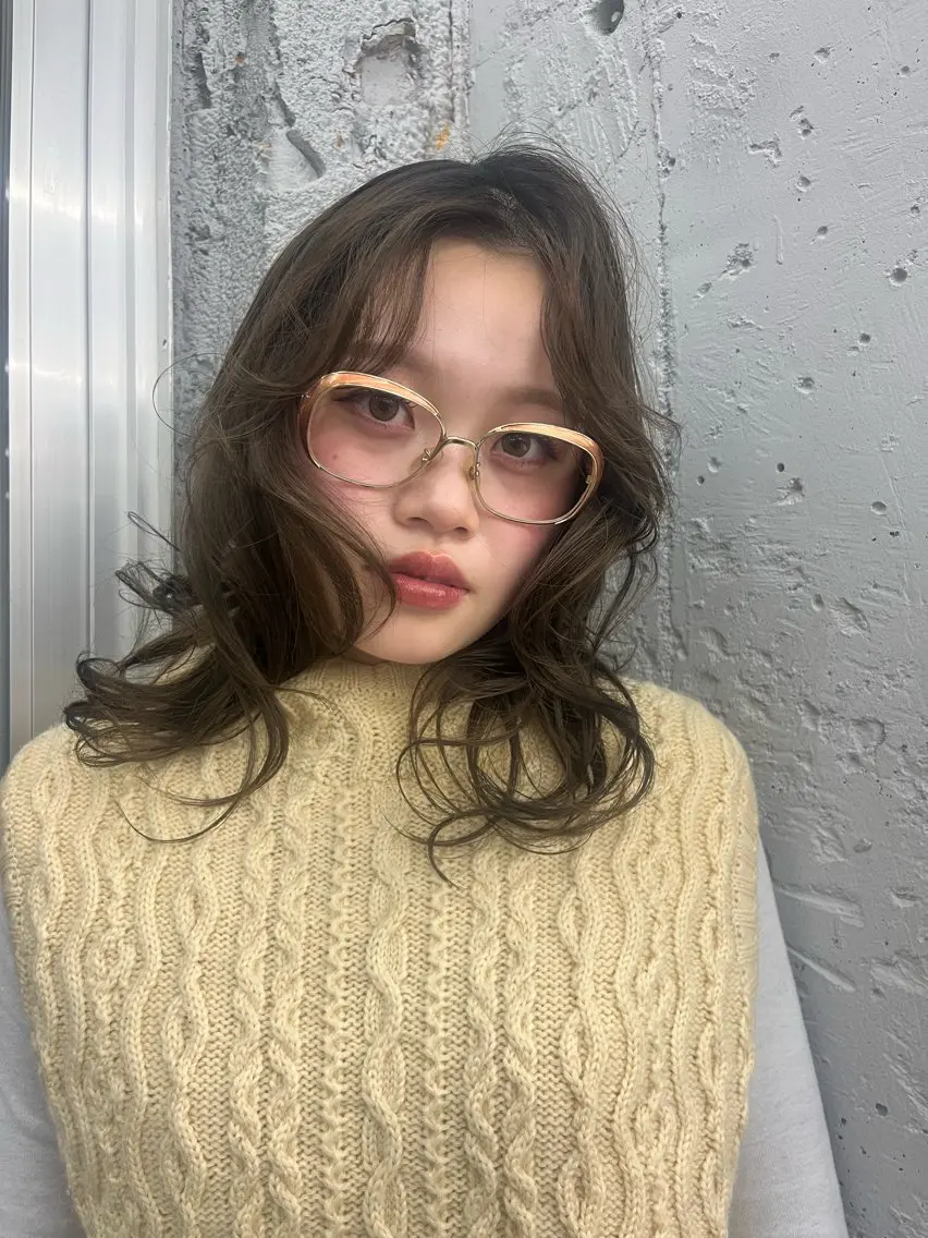 セミロング ヘアカラー Daisy／大名 ・天神／はやしれいのヘアスタイル