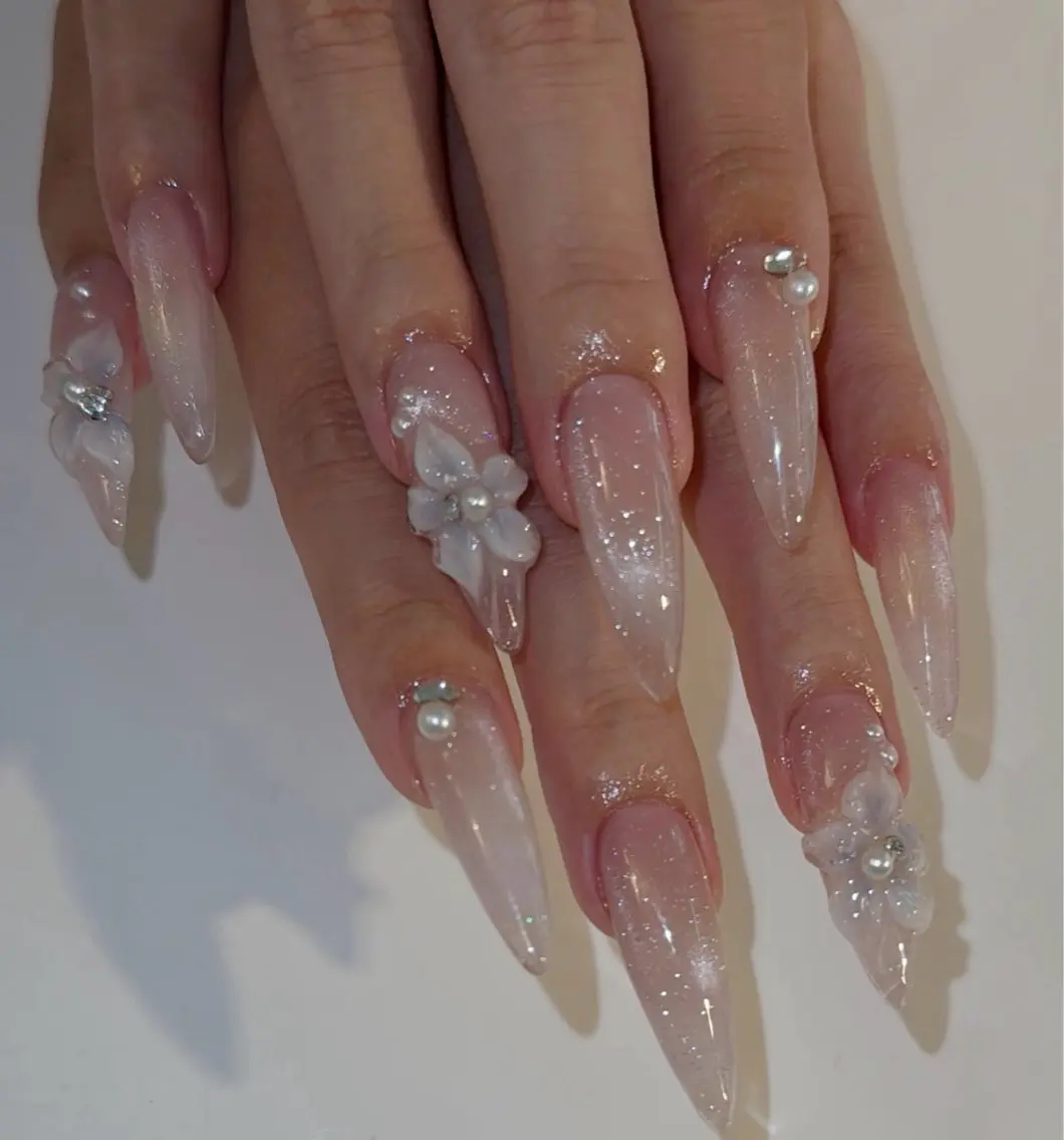 ネイル ハンドネイル WO MIAO💎のネイルデザイン