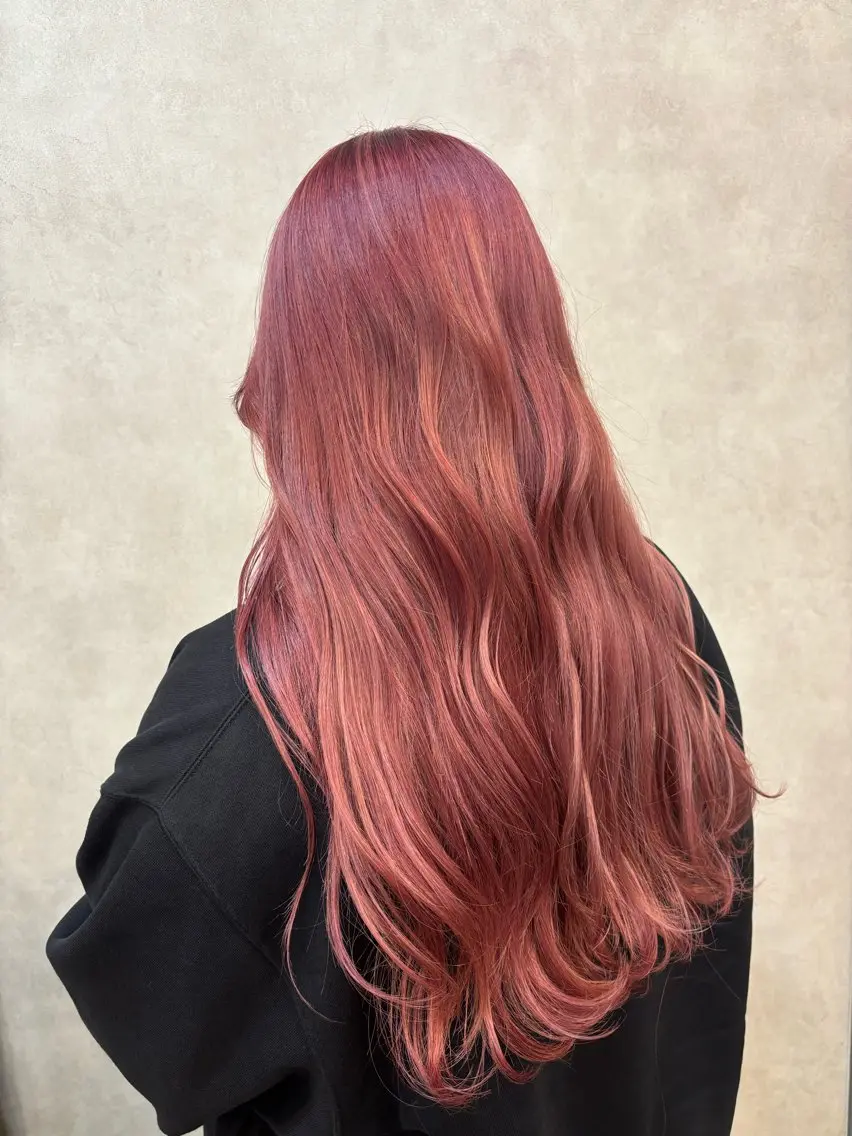 ロング カラー 【aini天王寺】 𝐚𝐢𝐫𝐢✂︎のヘアスタイル