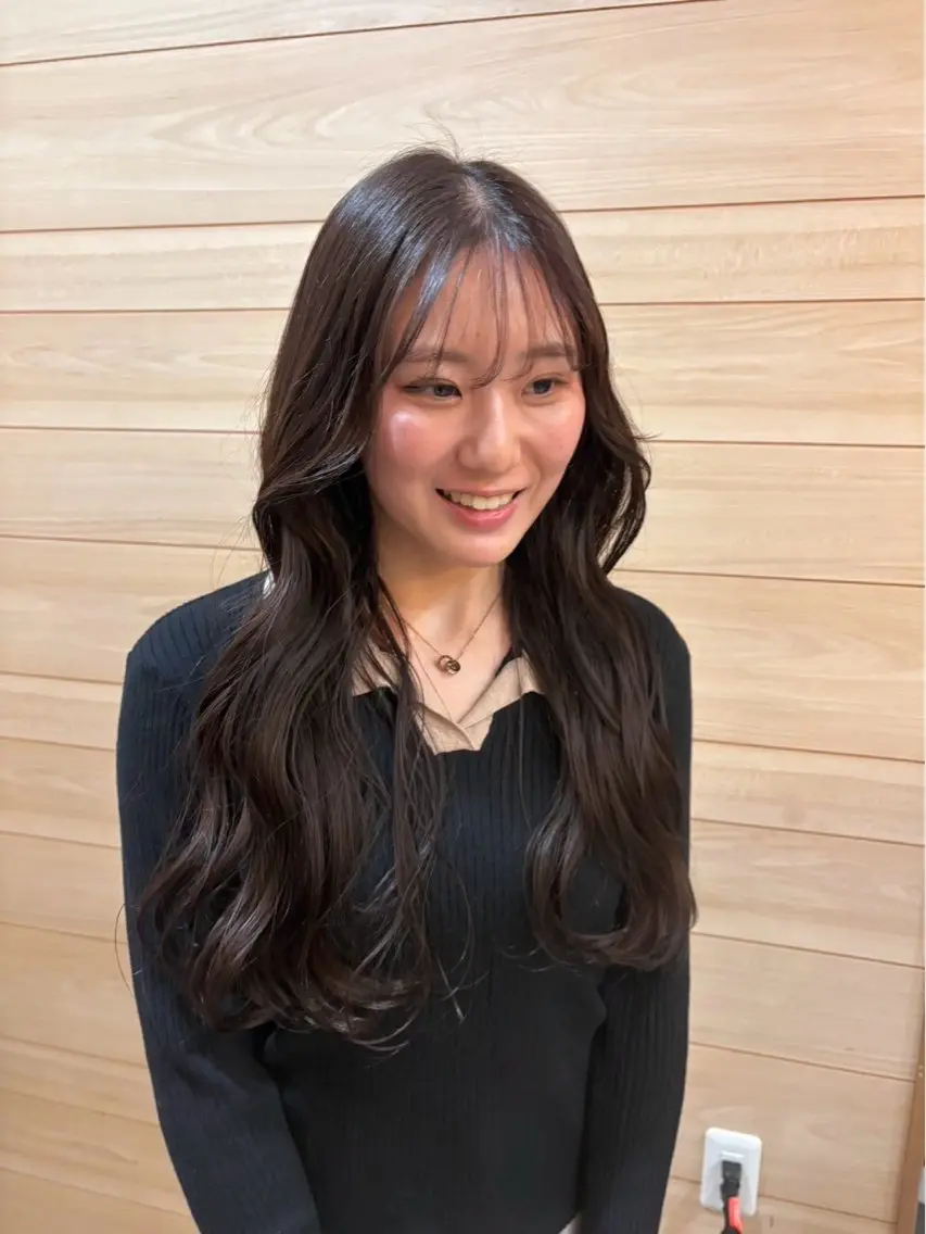 ロング カラー ブラウンカラー ショコラブラウン ラベンダーカラー ピンクカラー 栗林 姫花のヘアスタイル