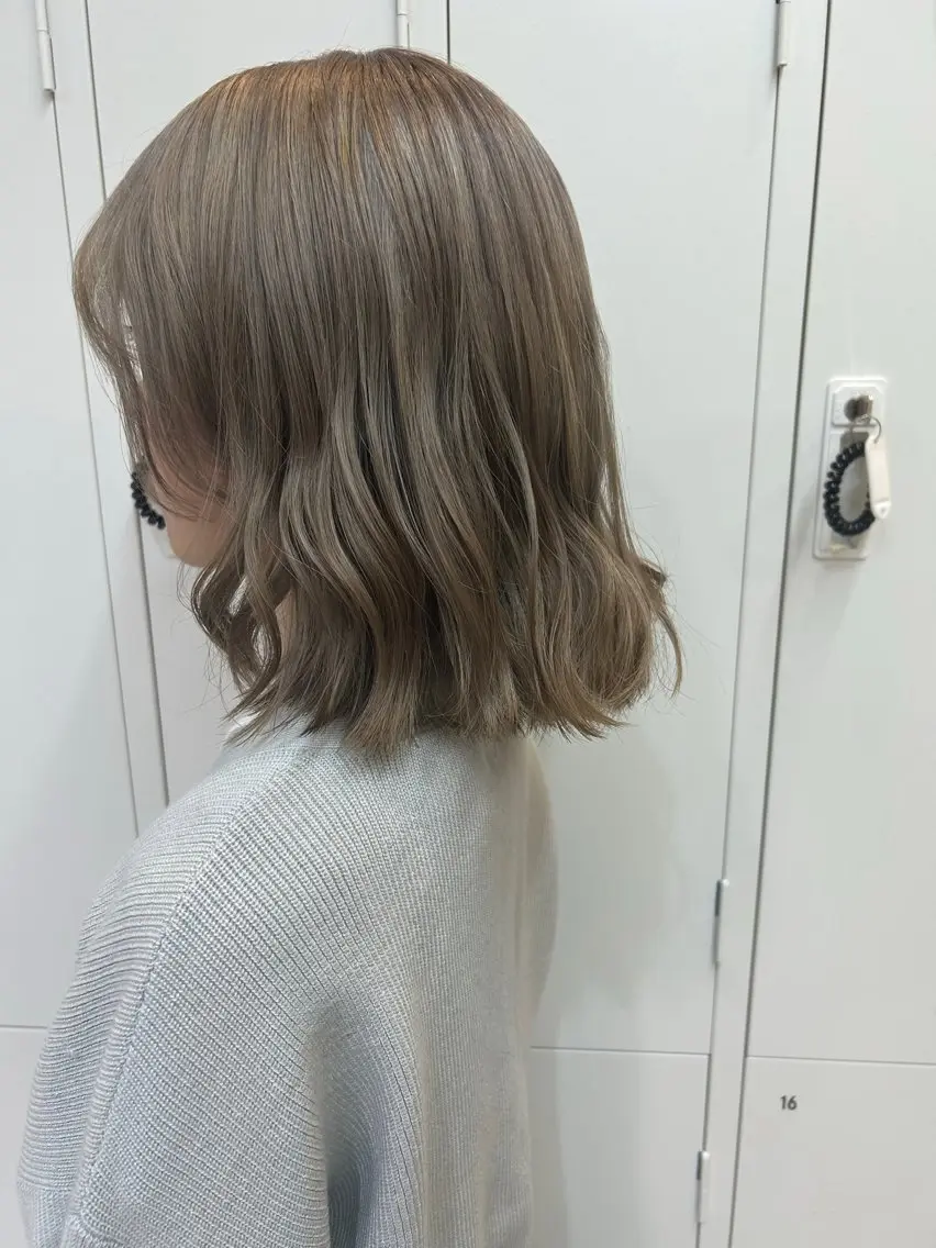 ミディアム カラー ヘアカラー トリートメント collet岩崎駿王 /ブリーチ/髪質改善のヘアスタイル