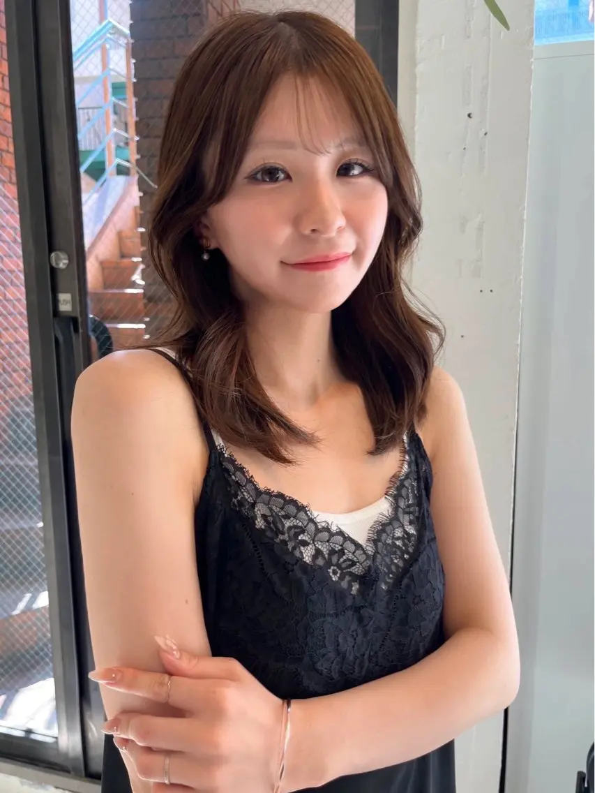ミディアム カット ヘアカラー トリートメント HARUKA/ 透明感カラーのヘアスタイル